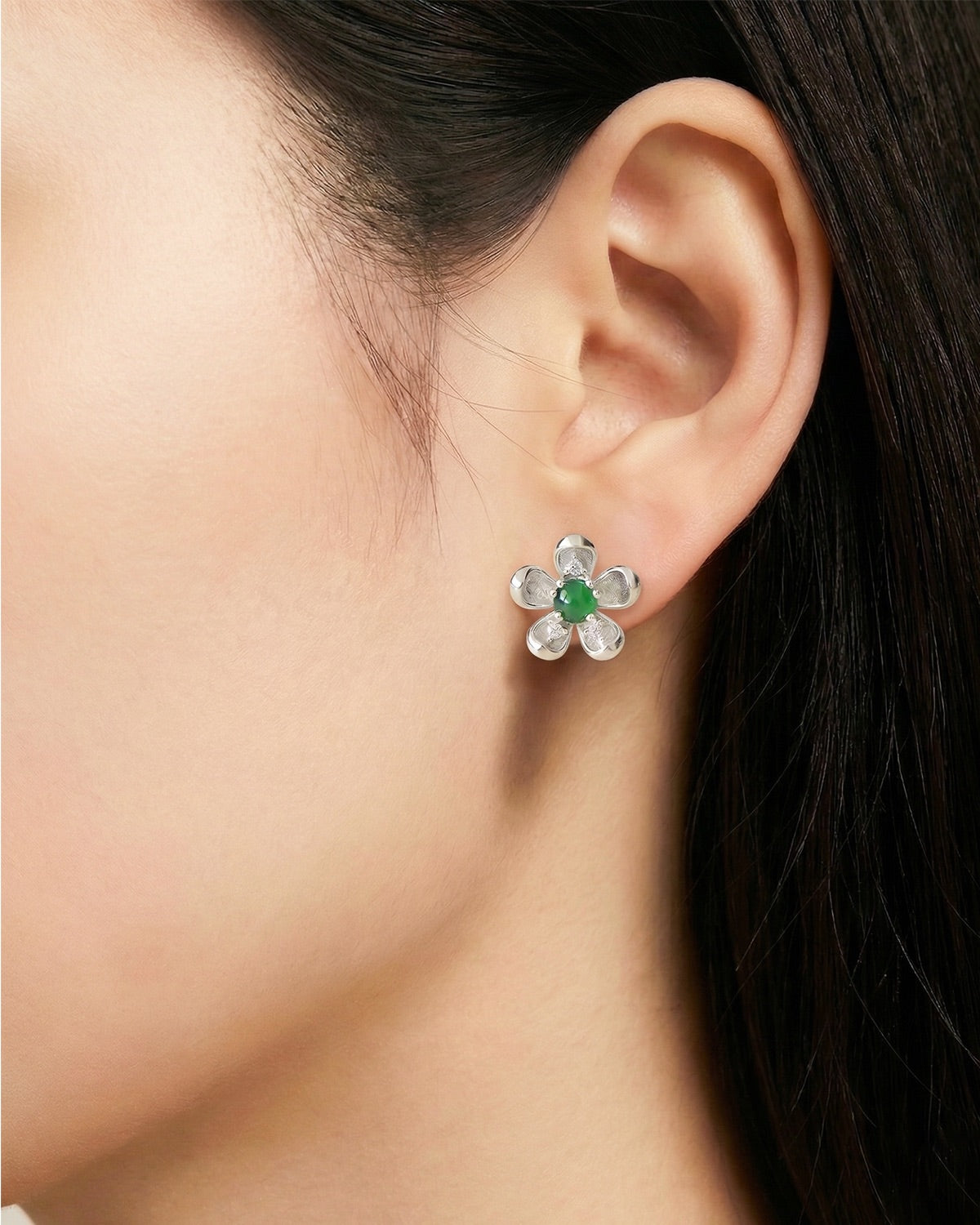 阳绿小花翡翠耳钉 | Sunny Green Jade Blossom Stud Earrings