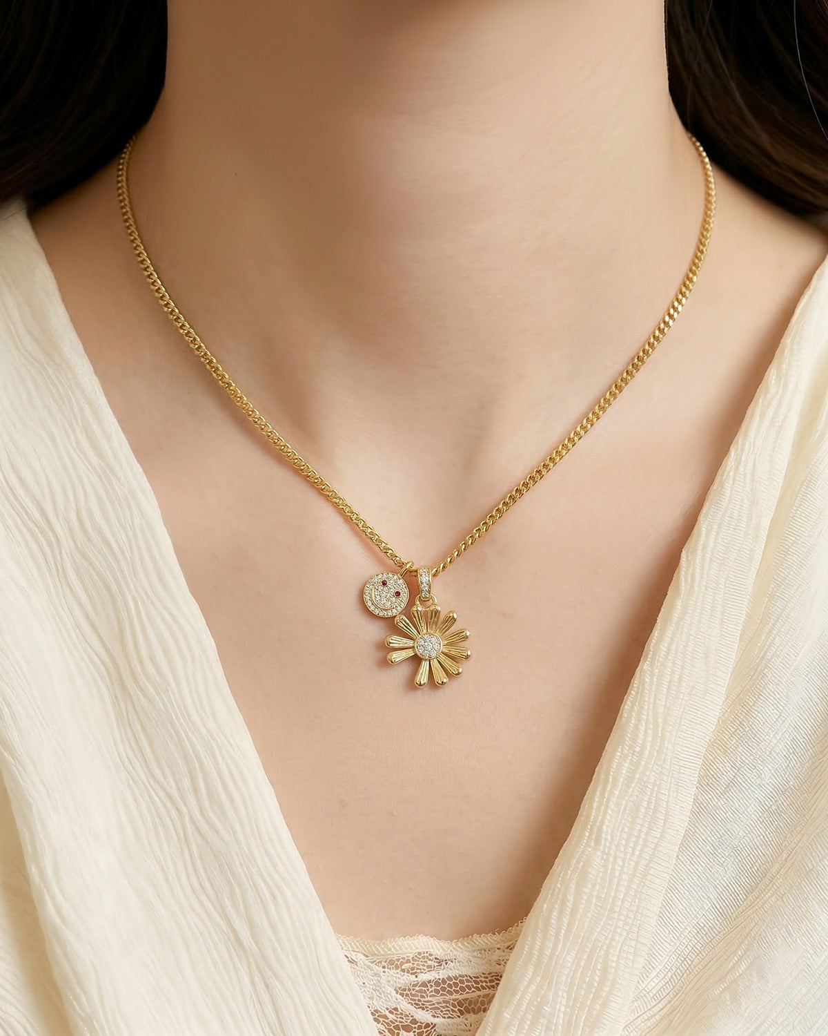 Solara Bloom Necklace