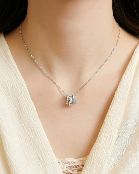 Liora Necklace- Silver