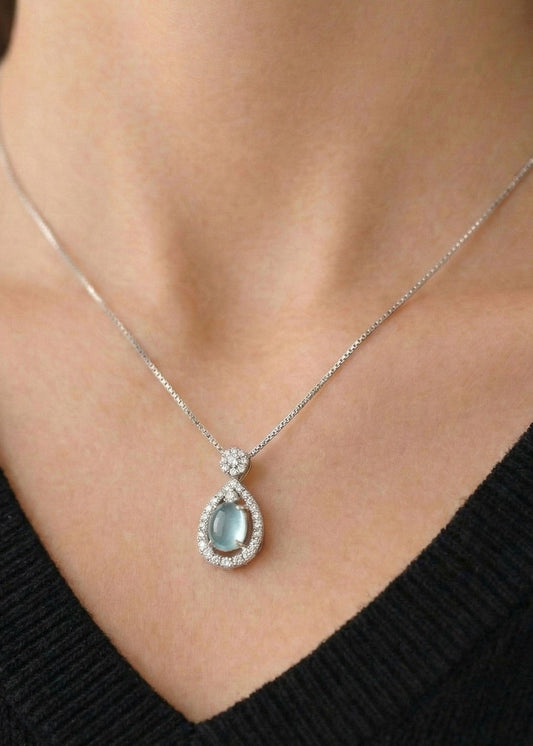 湖蓝水滴翡翠|Lake Blue Dewdrop Jade Necklace