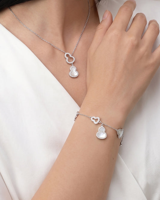白贝母葫芦项链|Ivory Pearl Gourd Necklace