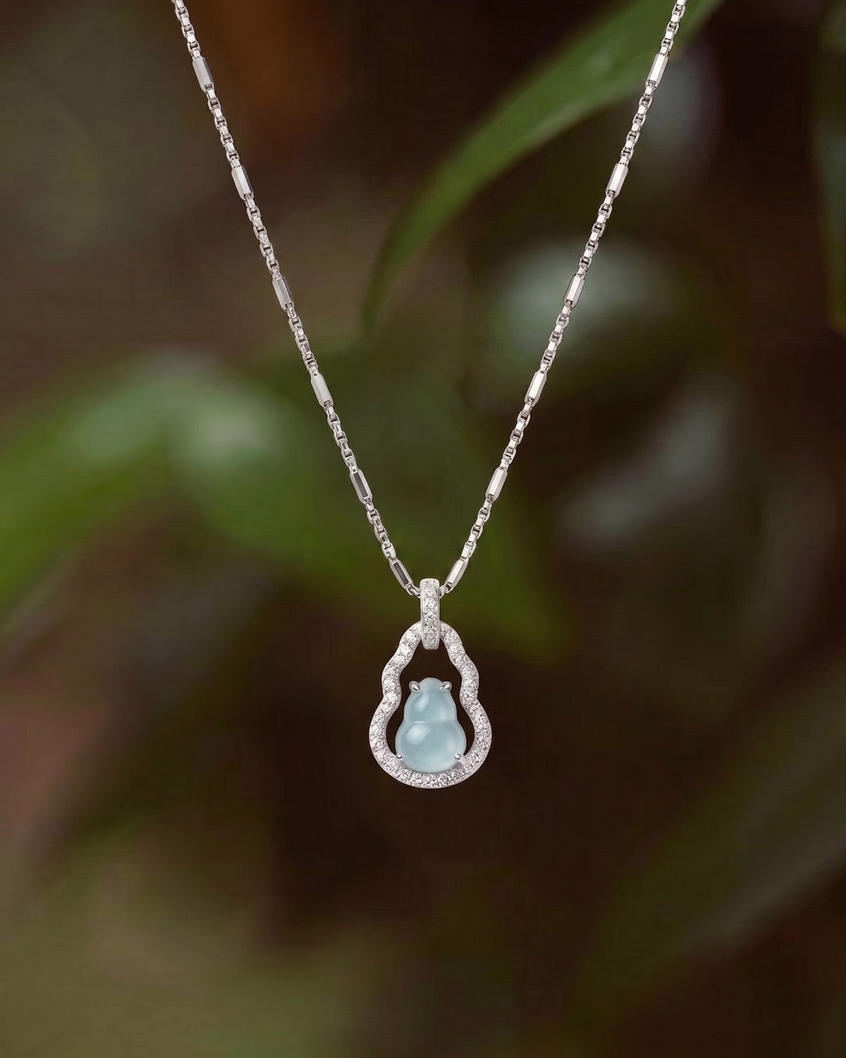 灵韵冰蓝葫芦翡翠项链|Aura Blue Jade Gourd Necklace