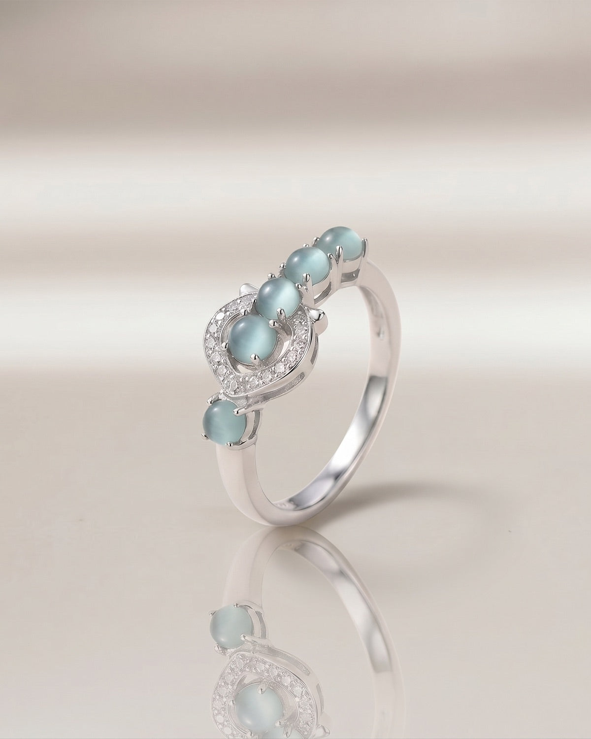 湖蓝和鸣翡翠戒指 |Lake Blue Harmony Jade Ring