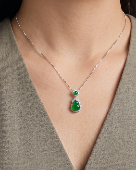 冰阳绿透葫芦翡翠|Icy Green Jade Gourd Necklace