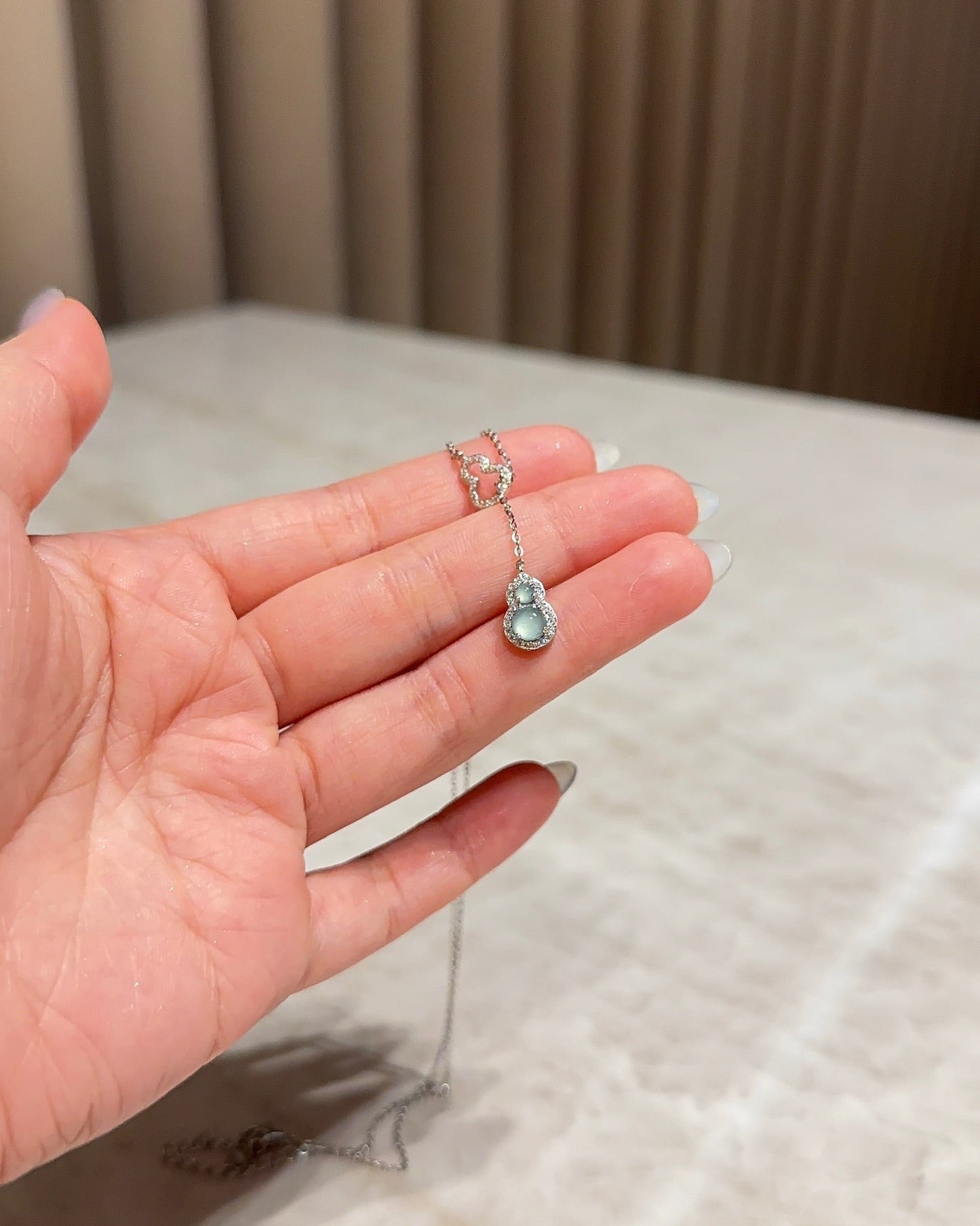 冰蓝双蛋面翡翠项链 (Icy Blue Jade Cabochon Necklace)