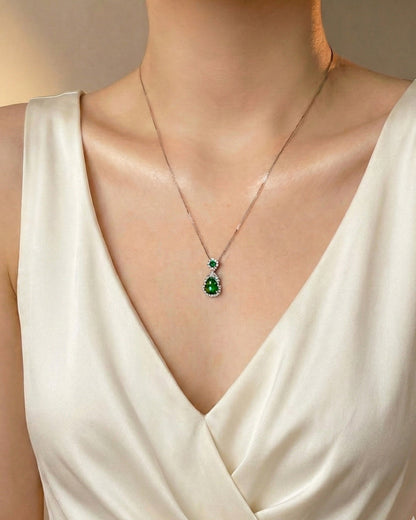 冰阳绿透葫芦翡翠｜Icy Green Jade Gourd Necklace