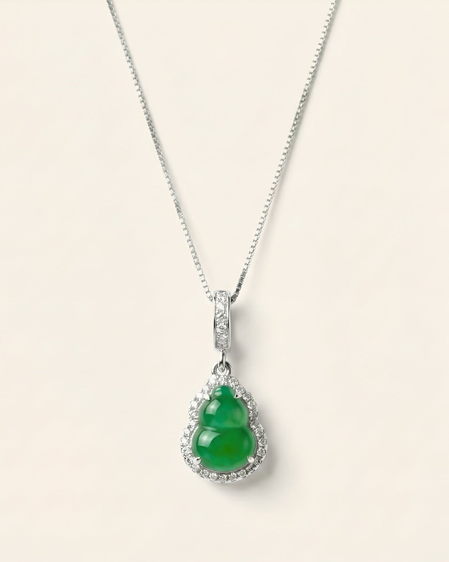 辣绿葫芦翡翠｜Icy Spring Gourd Jade Necklace