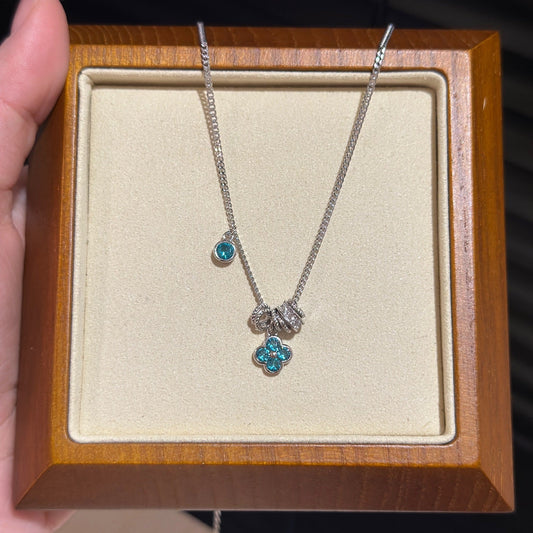 电光蓝四叶草项链 (Paraiba Gemstone Necklace)