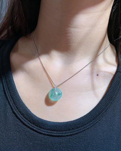 冰飘花平安扣翡翠吊坠｜Icy Floating Green Peace Coin Burmese Jade