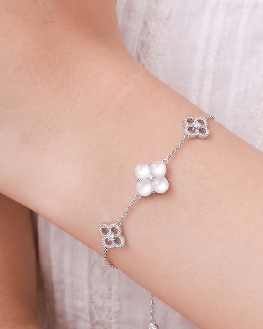 Bloom Rosette Bracelet – Ivory