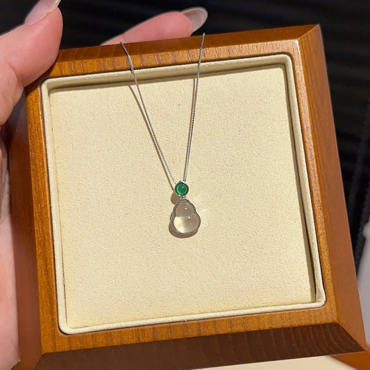 素葫芦项链 (Classic Jade Gourd Necklace)