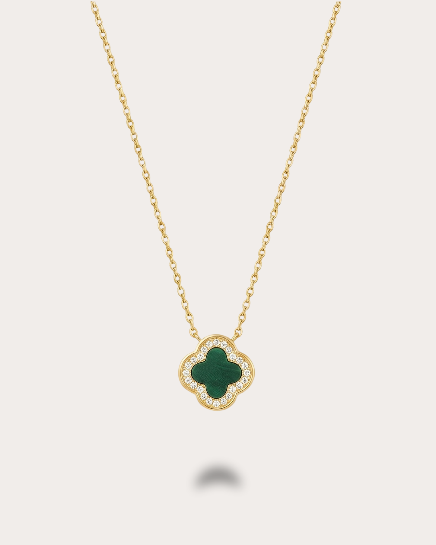 双面翡翠绿叶草项链 | Double-Sided Green Clover Necklace