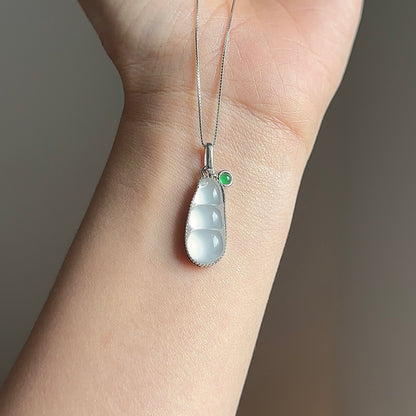 简约水沫玉福豆项链 (Minimalist Aquagel Fortune Bean Necklace)