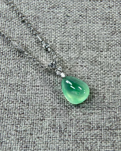 玻璃种木纳甜绿水滴翡翠吊坠｜Glass Muna Sweet Green Drop Burmese Jade