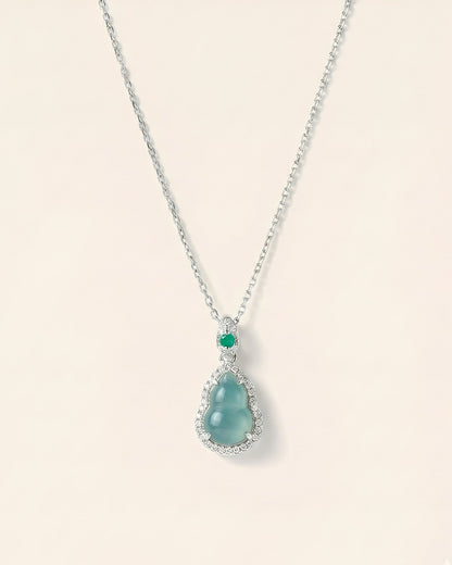 冰蓝葫芦翡翠 ｜Icy Blue Jade Gourd Necklace