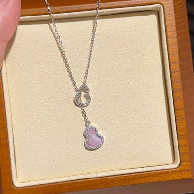 粉贝母葫芦项链 (Blush Pearl Gourd Necklace)