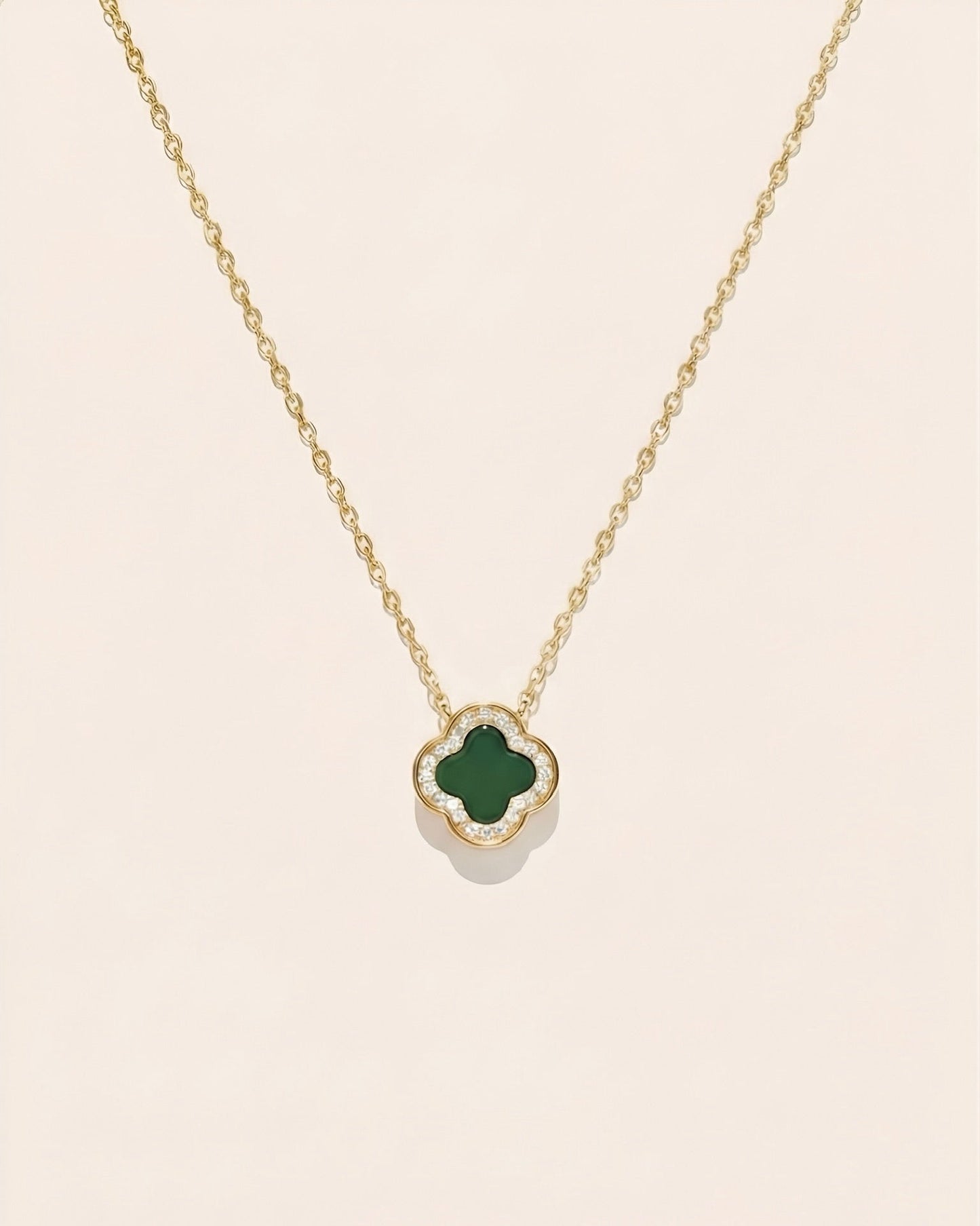双面翡翠绿叶草项链 | Double-Sided Green Clover Necklace