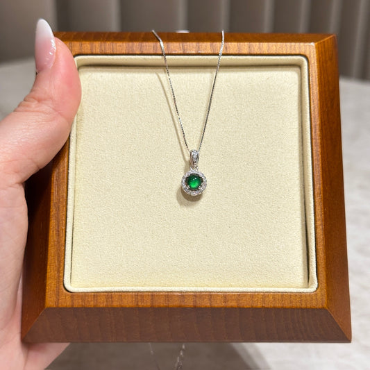 阳绿小蛋面翡翠项链  (Icy Green Harmony Cabochon Necklace)