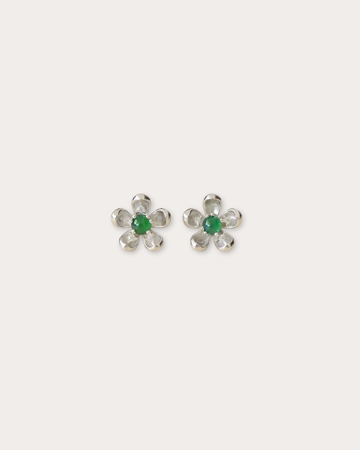 阳绿小花翡翠耳钉 | Sunny Green Jade Blossom Stud Earrings