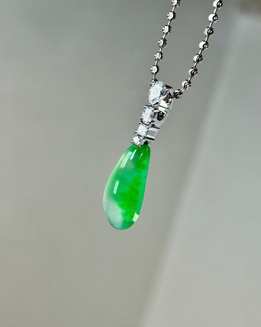 玻璃种飘翠福瓜翡翠吊坠｜Glass Jade Floating Green Gourd Burmese Jade