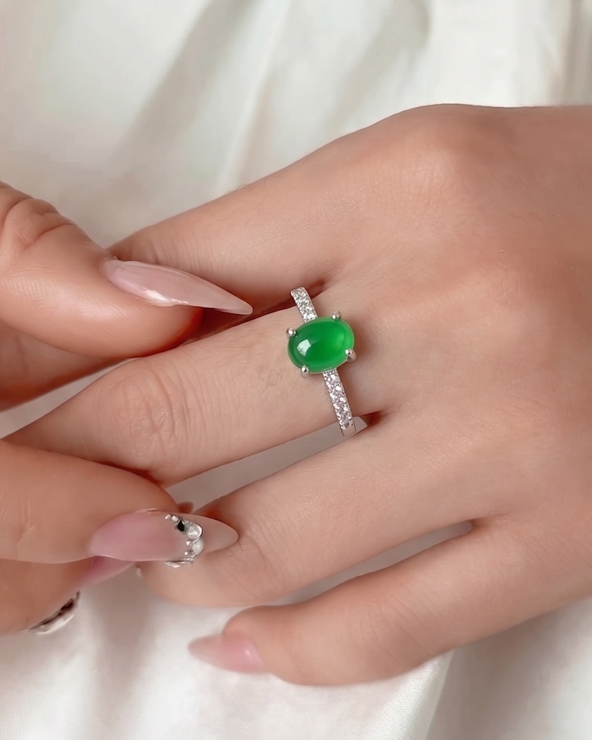 帝绿 Imperial Drop Jade Ring