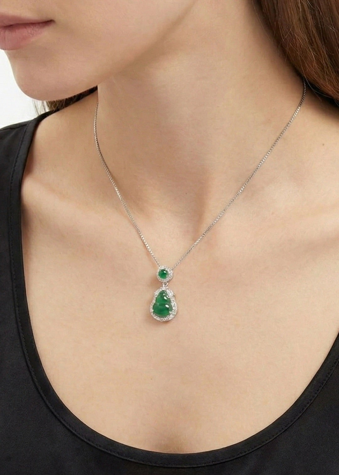 冰阳绿透葫芦翡翠｜Icy Green Jade Gourd Necklace
