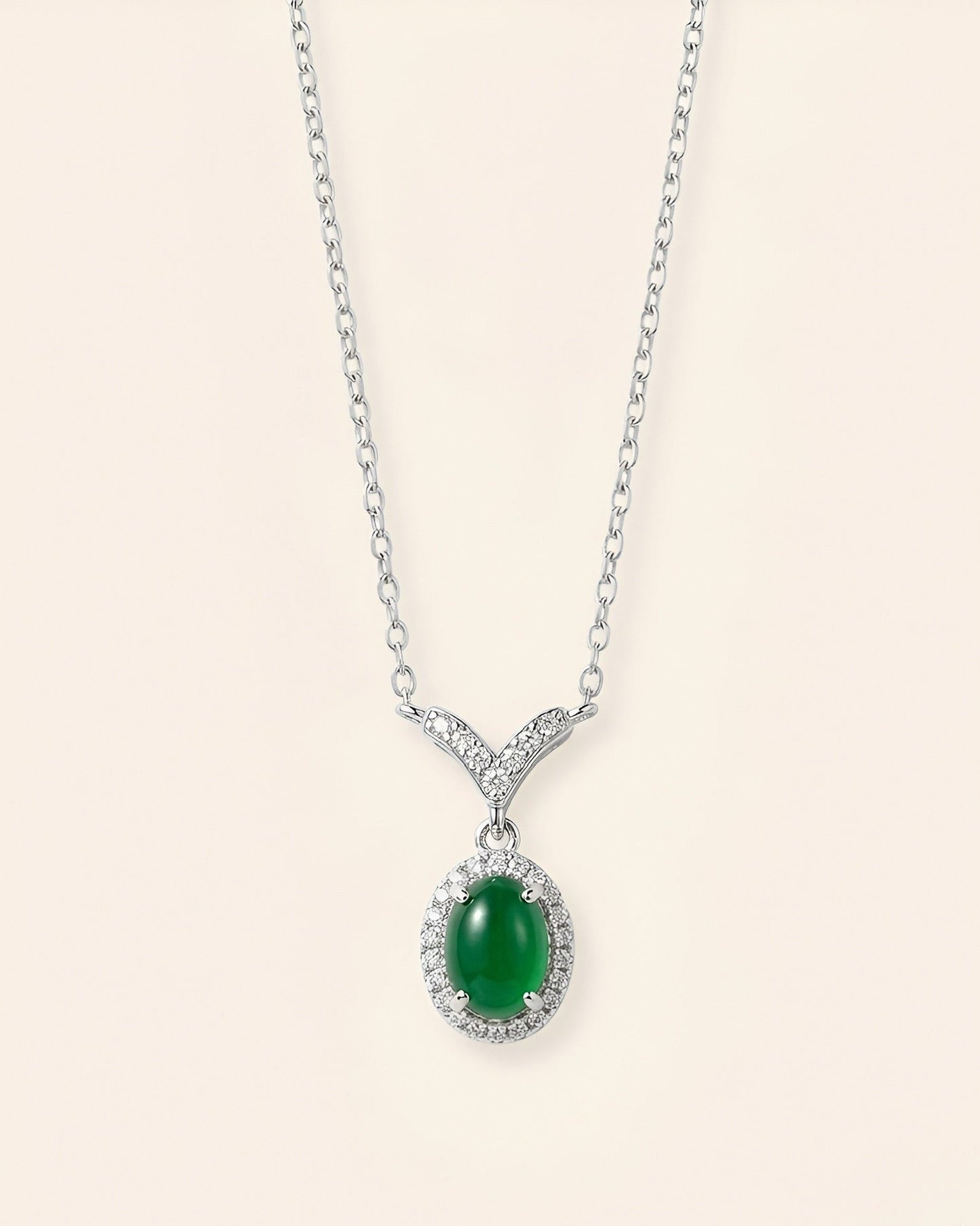 阳绿蛋面翡翠项链 | Vivid Green Jade Cabochon Necklace