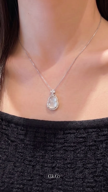 炸光冰白葫芦｜Aqua White Gourd Necklace