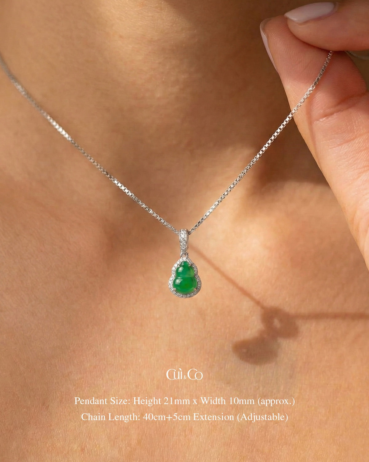 冰辣绿葫芦翡翠｜Icy Spring Gourd Jade Necklace