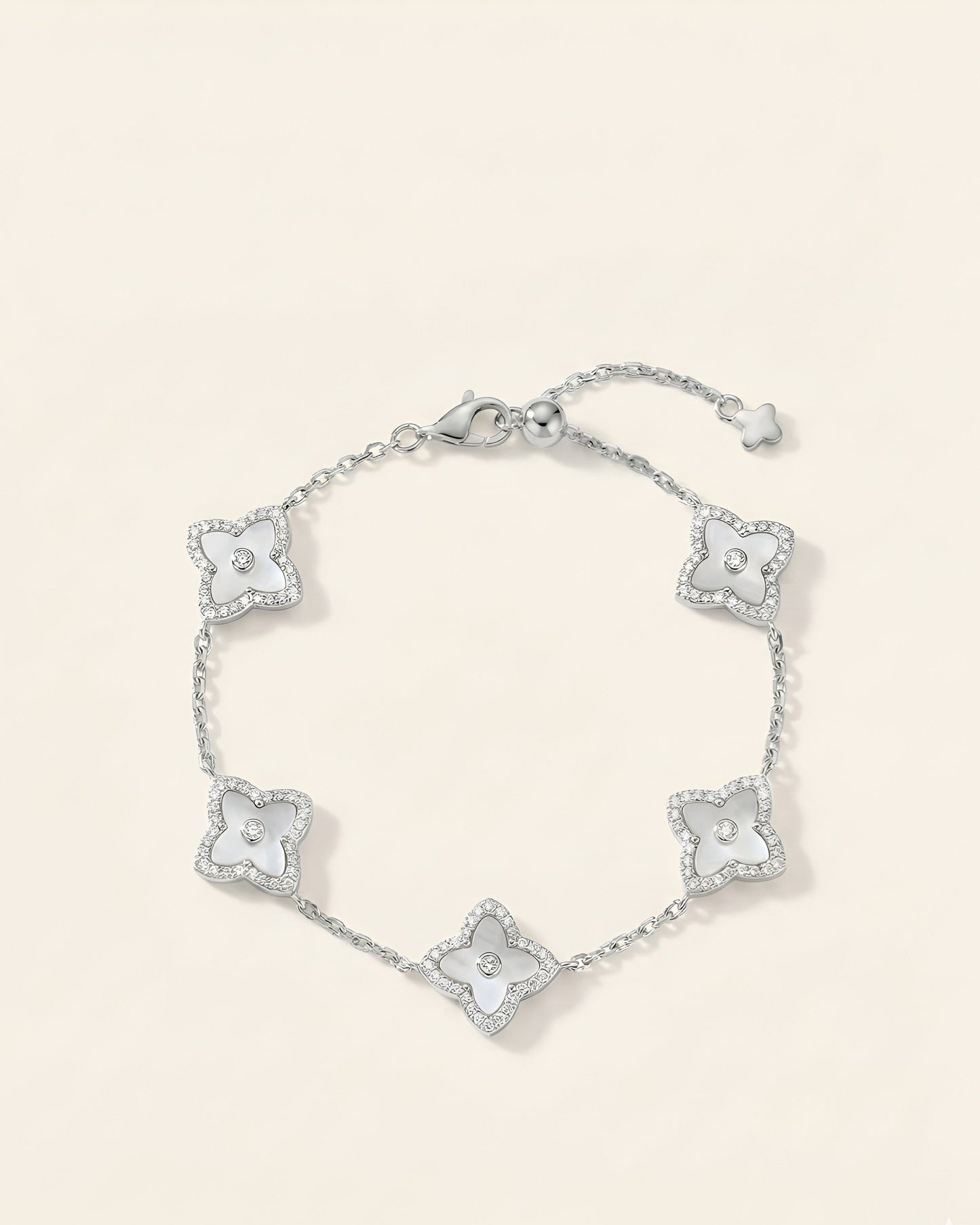 白贝母四叶草手链 (Ivory Pearl Clover of Luck Bracelet)