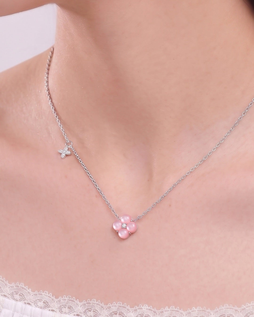 Bloom Rosette Necklace – Blush Pink