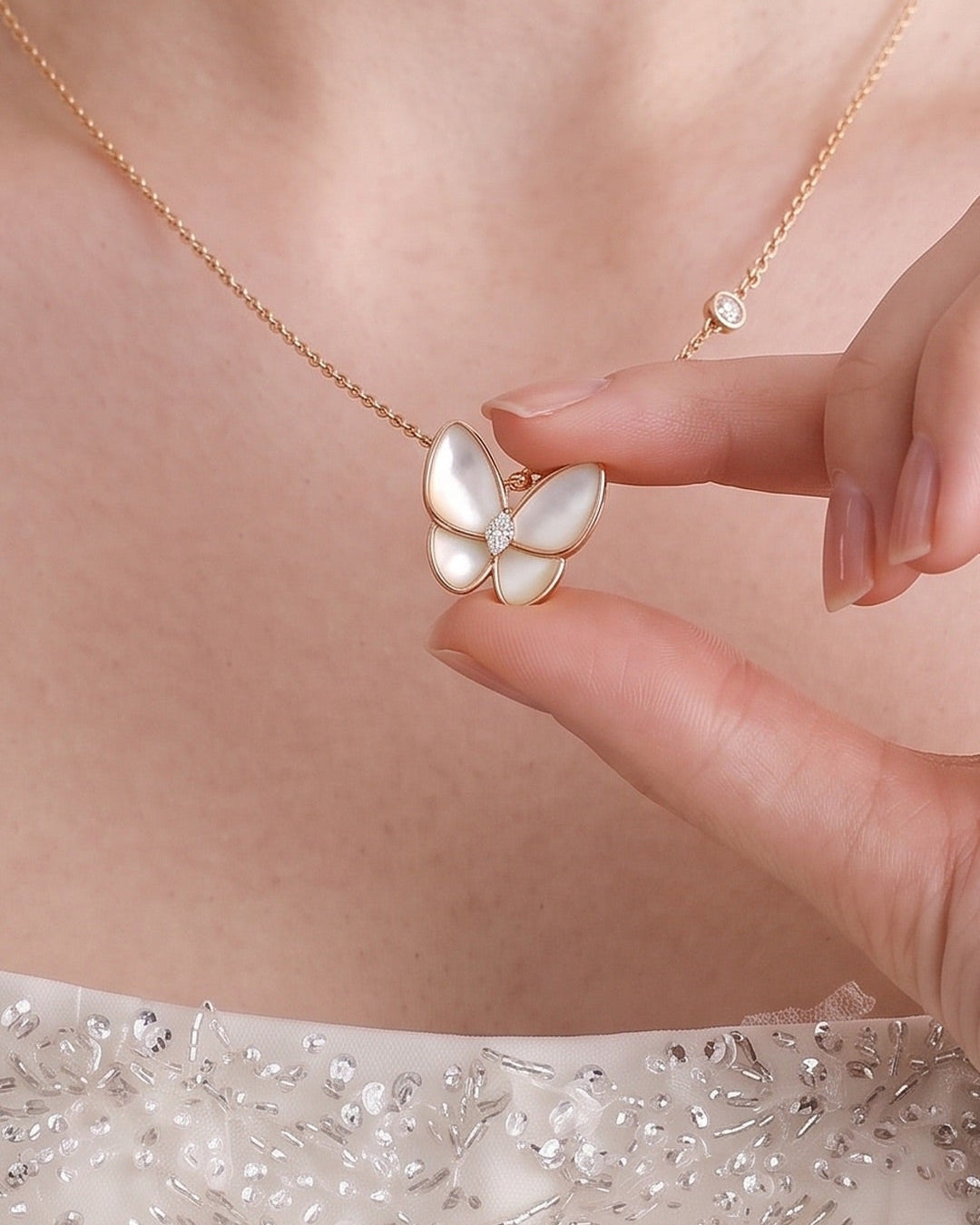 Bloom Butterfly Necklace – Ivory