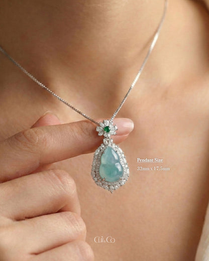 高冰蓝大葫芦翡翠｜Blue Fortune Jade Gourd Necklace