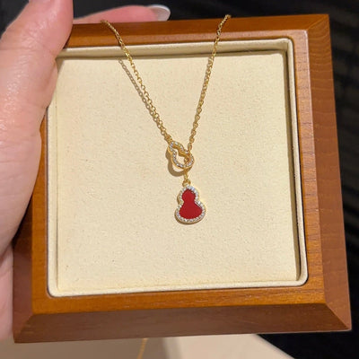 红贝母葫芦项链 (Crimson Agate Gourd Necklace)