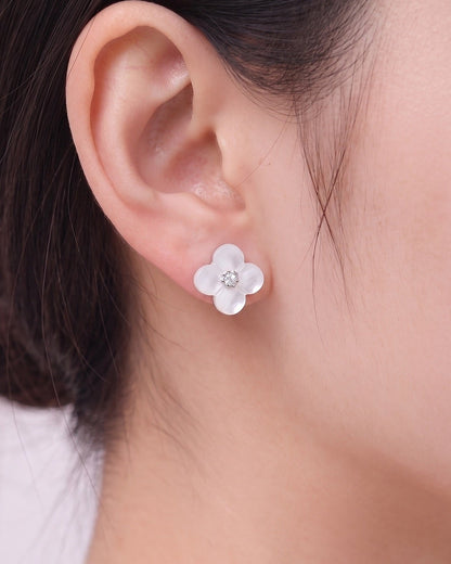 Bloom Stud Earrings – Ivory