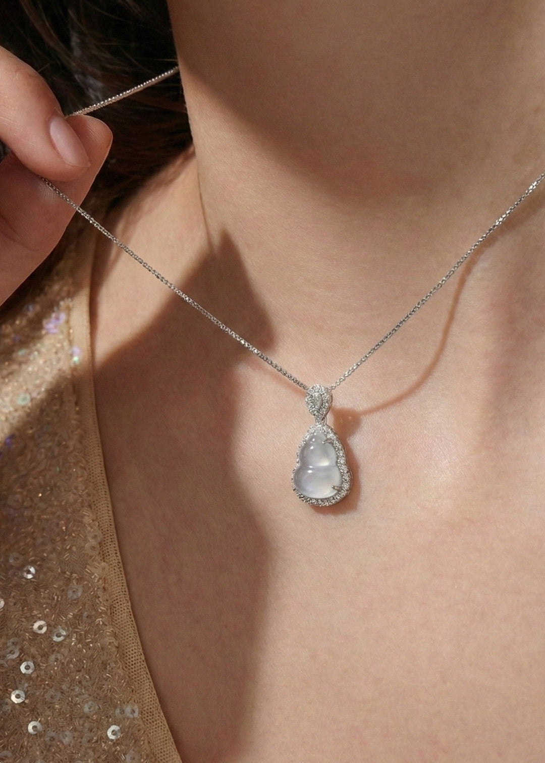 刚白葫芦｜Aqua White Grace Gourd Necklace