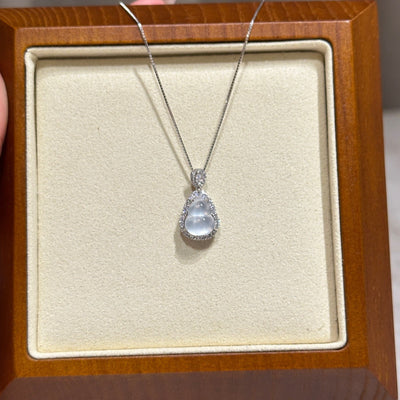 刚白葫芦项链 (Aqua White Grace Gourd Necklace)