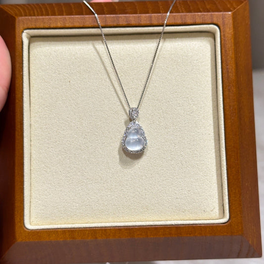 刚白葫芦项链 (Aqua White Grace Gourd Necklace)