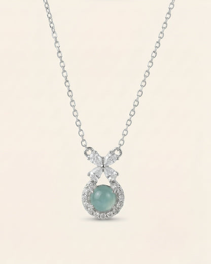 蝴蝶扣冰蓝翡翠｜Butterfly Embrace Icy Blue Jade Necklace