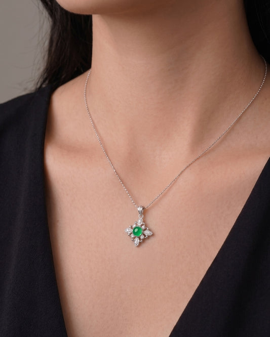 冰润浓绿花韵翡翠项链｜Icy Rich Green Bloom Jade Necklace