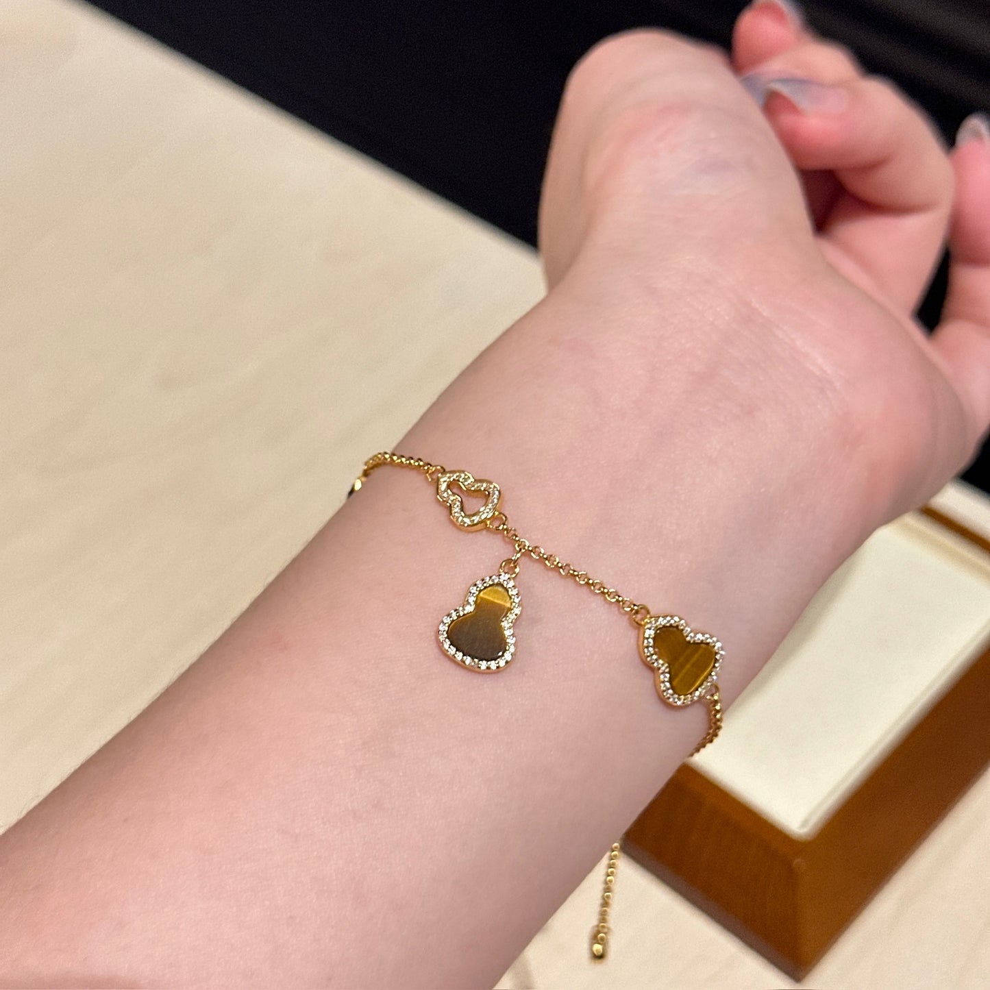 虎眼石葫芦手链 (Golden Tiger Eye Gourd Bracelet)