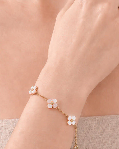 Bloom Bracelet – Blush Pink