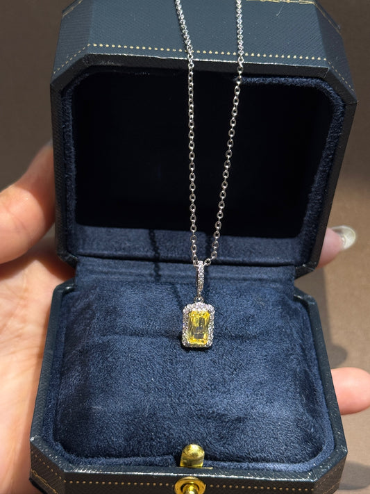曙光糖项链 (Dawn Cube Necklace)