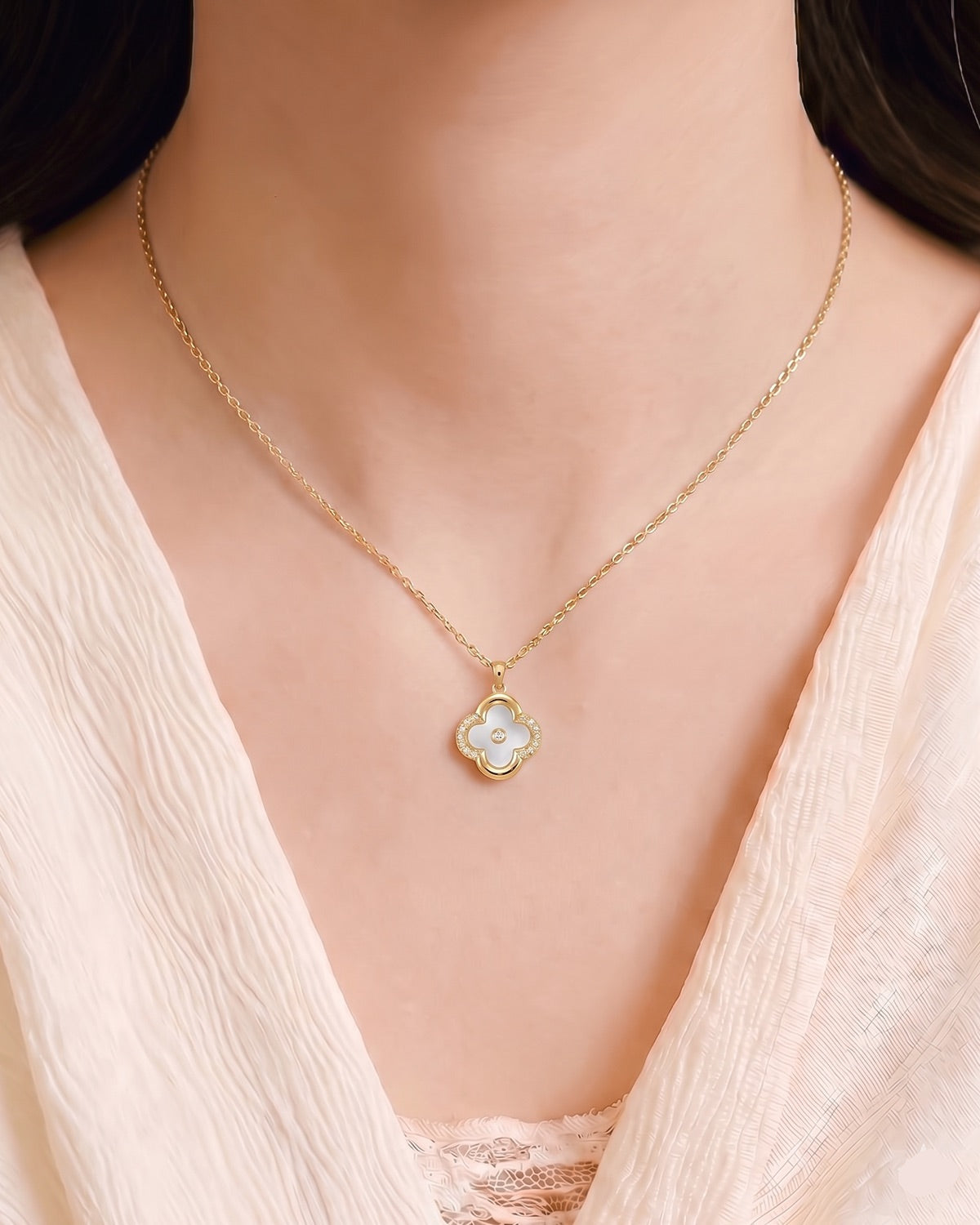 Éclat Nacre Necklace- Gold