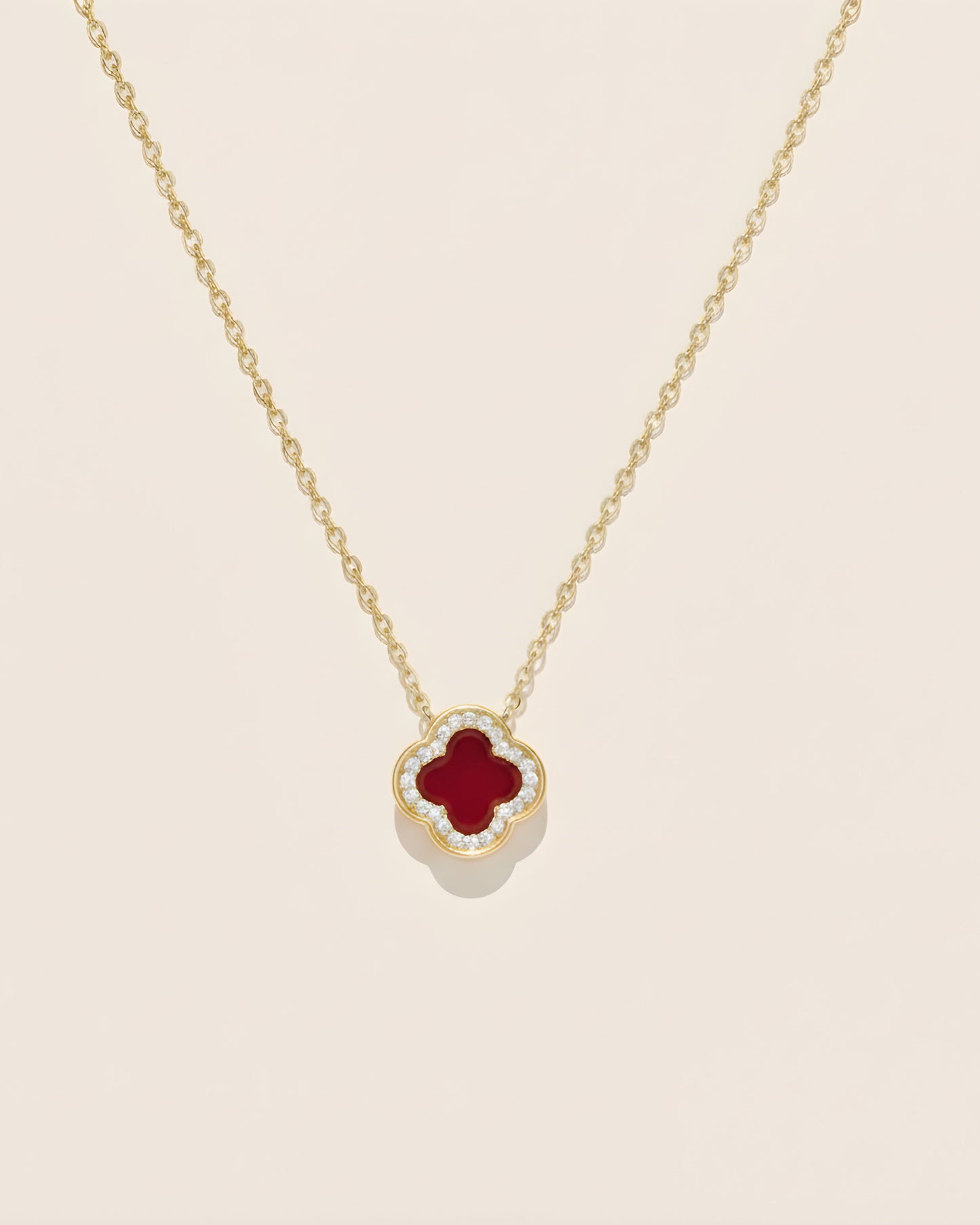 双面红玉髓叶草项链 | Double-Sided Red Clover Necklace