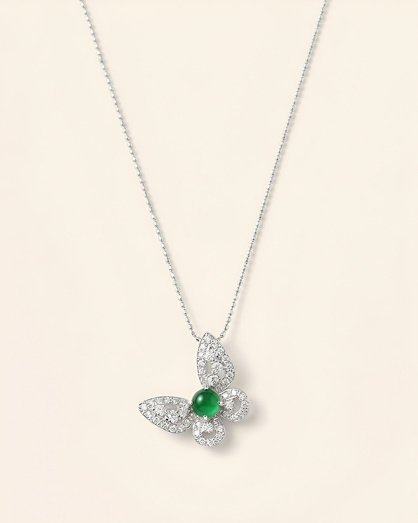 阳绿翡翠蝴蝶项链| Sunny Green Jade Butterfly Necklace