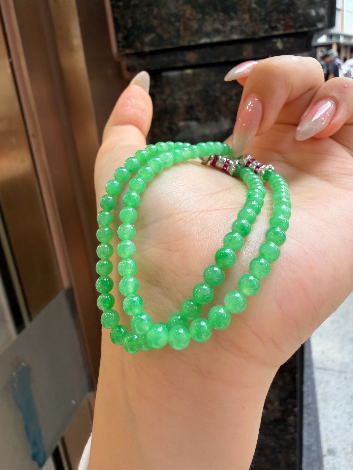 冰甜绿翡翠手串｜Icy Green Burmese Jade Bead Bracelet