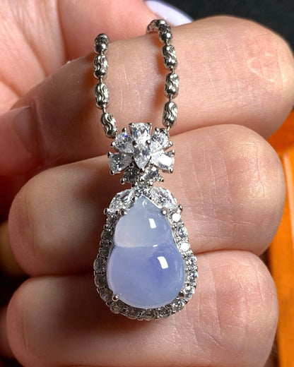 冰紫葫芦翡翠吊坠｜Icy Lavender Gourd Burmese Jade