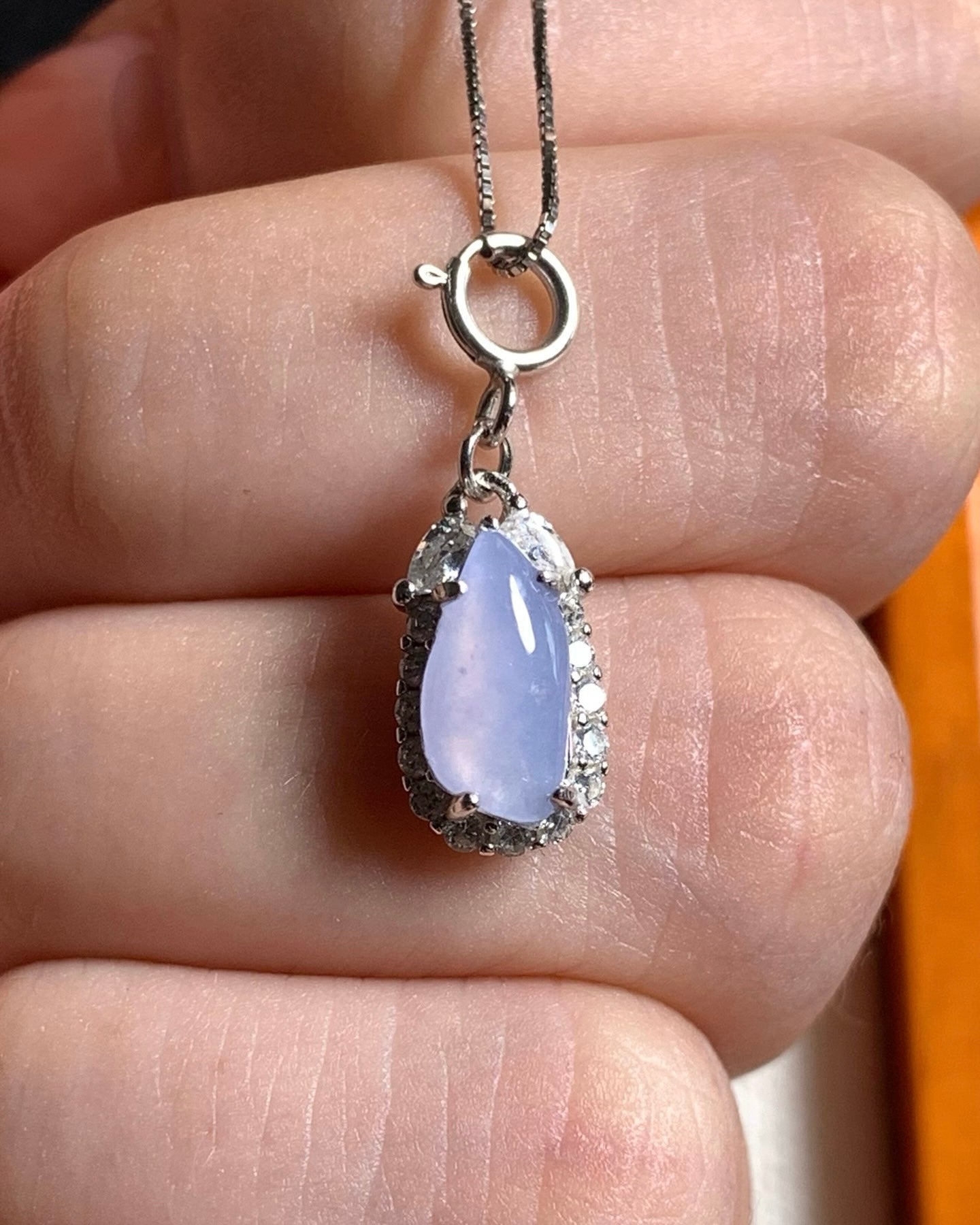 冰紫随形万能扣翡翠吊坠｜Icy Lavender Freeform Burmese Jade