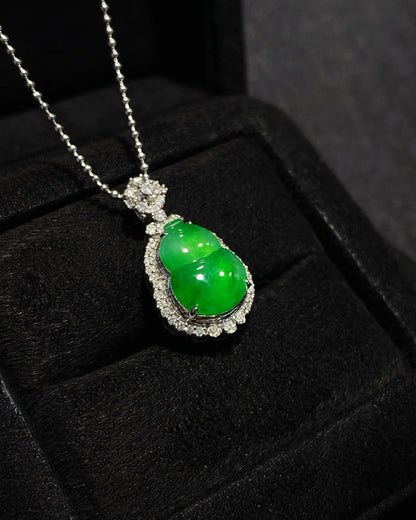 正阳冰绿葫芦翡翠吊坠｜Imperial Jade Gourd Burmese Jad